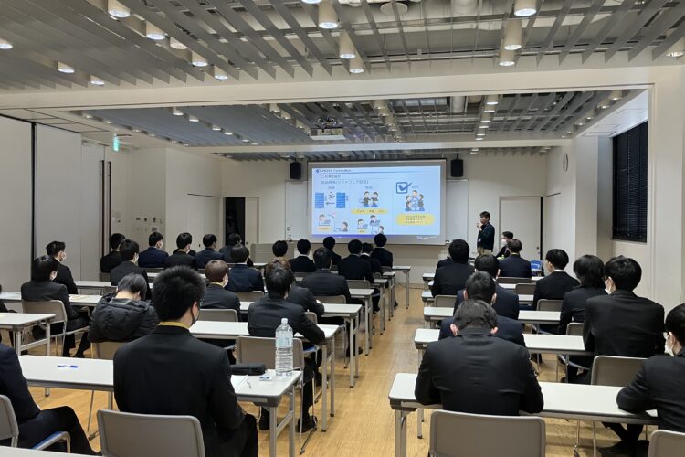 浜松未来総合専門学校で講義を行いました